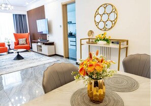 Appartamento Luxury, vista città | Ristoranti