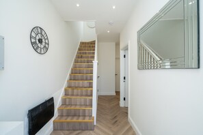 Interior - Modern Studio w/ Garden Access | Parking | SW16 #2 (London)