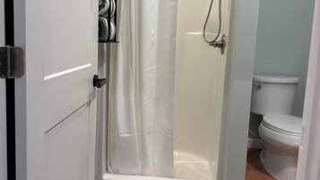 Handtücher, Toilettenpapier
