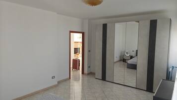 2 Schlafzimmer, Bettwäsche