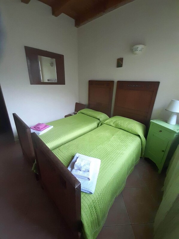 2 bedrooms, free WiFi, bed sheets