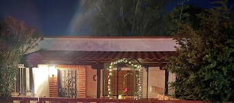 Cozy 1-bedroom villa in gorgeous Green Valley with AC