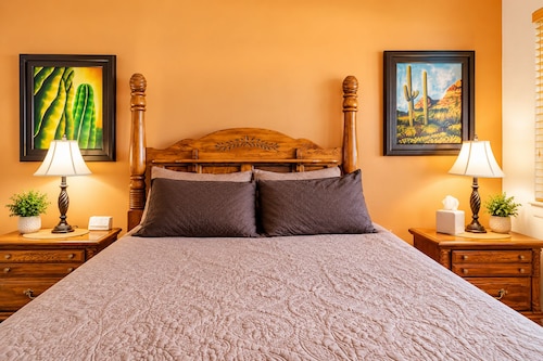 Cozy 1-bedroom villa in gorgeous Green Valley with AC