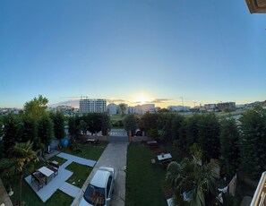 Comfort Triple Room, Balcony, Garden View | Property grounds - Serxhio Apartments Golem (Golem)