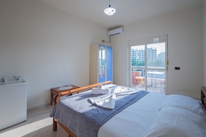 Studio Confort, balcon, vue jardin | Wi-Fi gratuit, draps fournis