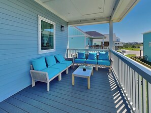 House (3 Bedrooms) | Property amenity - Buckin Beach House (Galveston)