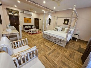 Luxury Suite, Balcony, Mountain View - Khamma Heritage (Jodhpur)