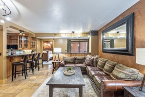 TV, fireplace - Shadow Ridge Alpine Retreat | Steam Shower + Fireplace (Park City)