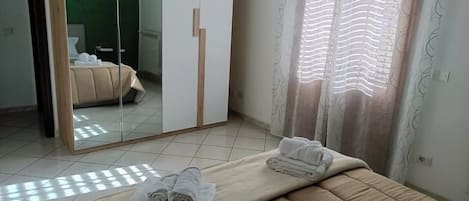 2 bedrooms, free WiFi, bed sheets