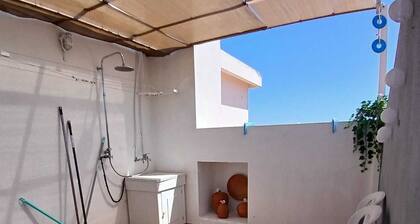 3Marias Lovely 2-Bedroom Apartment on the Outskirts of Lagos' Historic Center