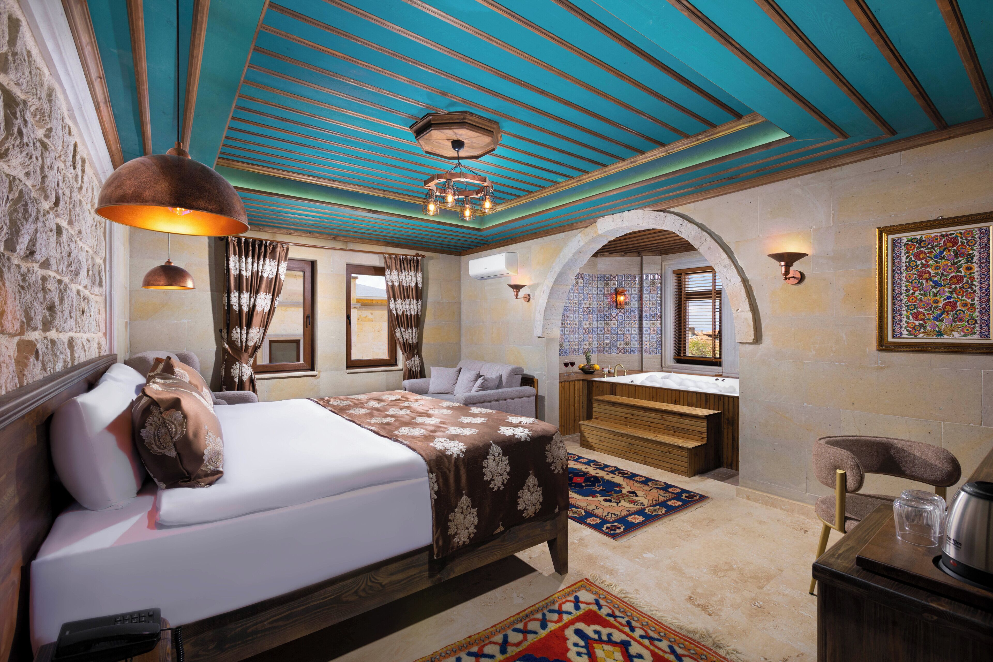 Ropa de cama de alta calidad y minibar 