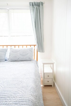 Room - Dog-Friendly Coastal Bungalow Near URI (South Kingstown)