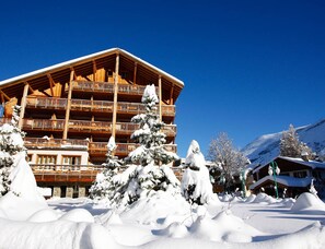 Apartment | Exterior - Inviting Apartment With Balcony or Terrace (Les Deux Alpes)