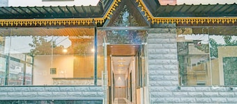 Deluxe Hotel Maharana Pratap
