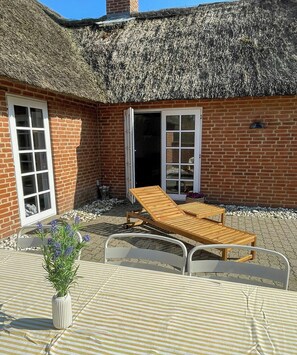 Terrace/patio - Charming west coast house near Vedersø Klit Strand (Ulfborg)
