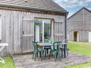 House | Balcony - Cosy Apartment Near Egletons Town (Egletons)