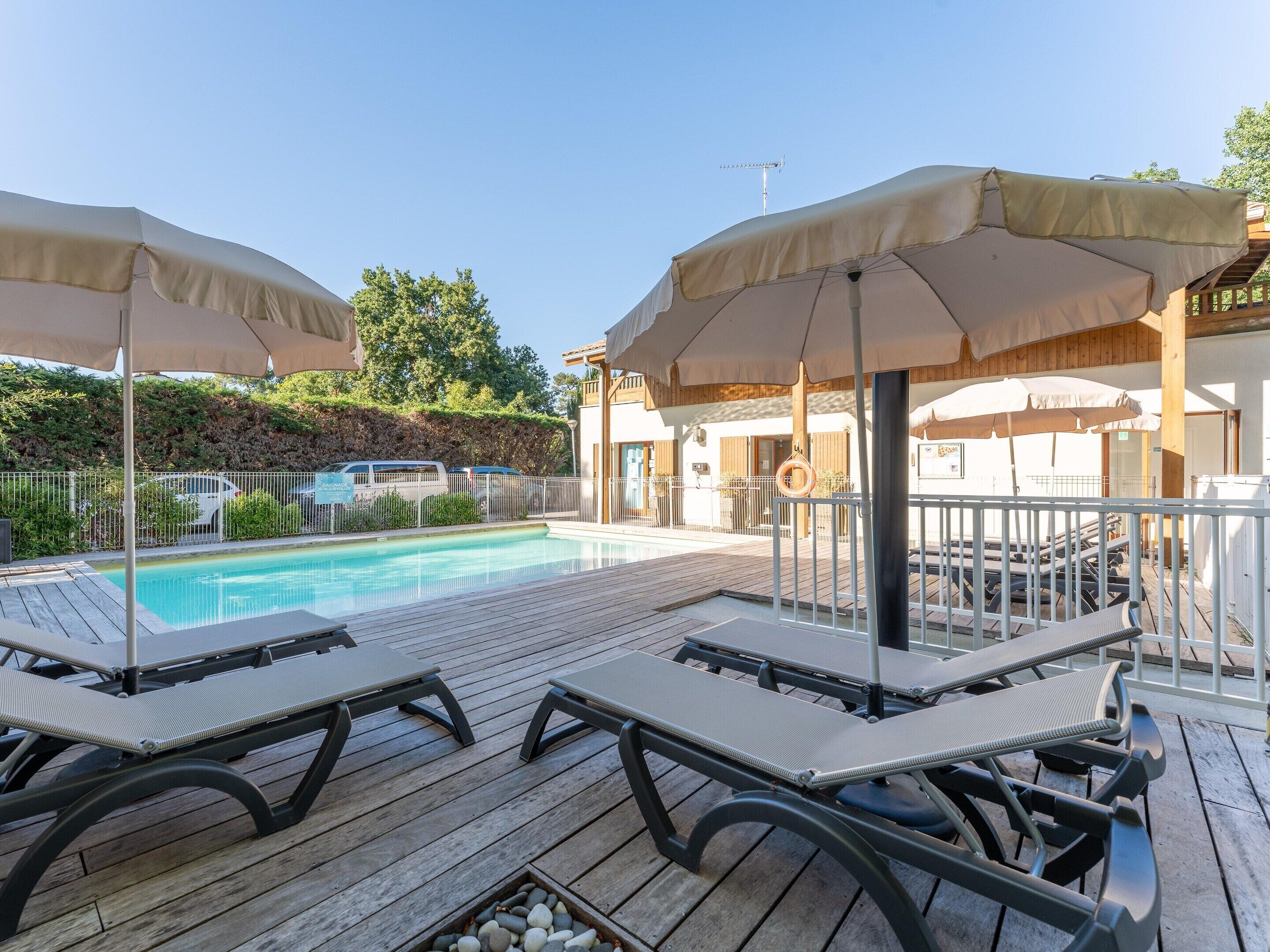 Apartment | Pool | Outdoor pool, a heated pool