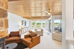 TV, offices - Waterfront Escape at Braddock Cove (Hilton Head Island)