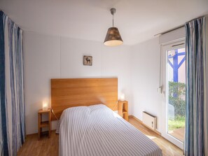 Apartment | 3 bedrooms, bed sheets - Large 8-person Villa Near Ocean (Soustons)
