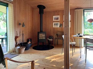 Interior - 70s feel and idyllic nature near Galgebjerg Strand (Hundested)