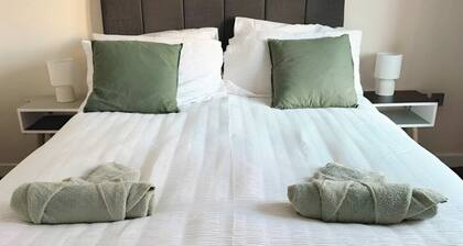 Elegant Ripon Retreat-Stylish 1BR Near Yorkshire