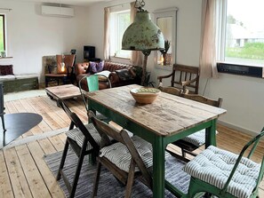 Dining - Rustic beauty in Thy's dramatic nature (Thisted)