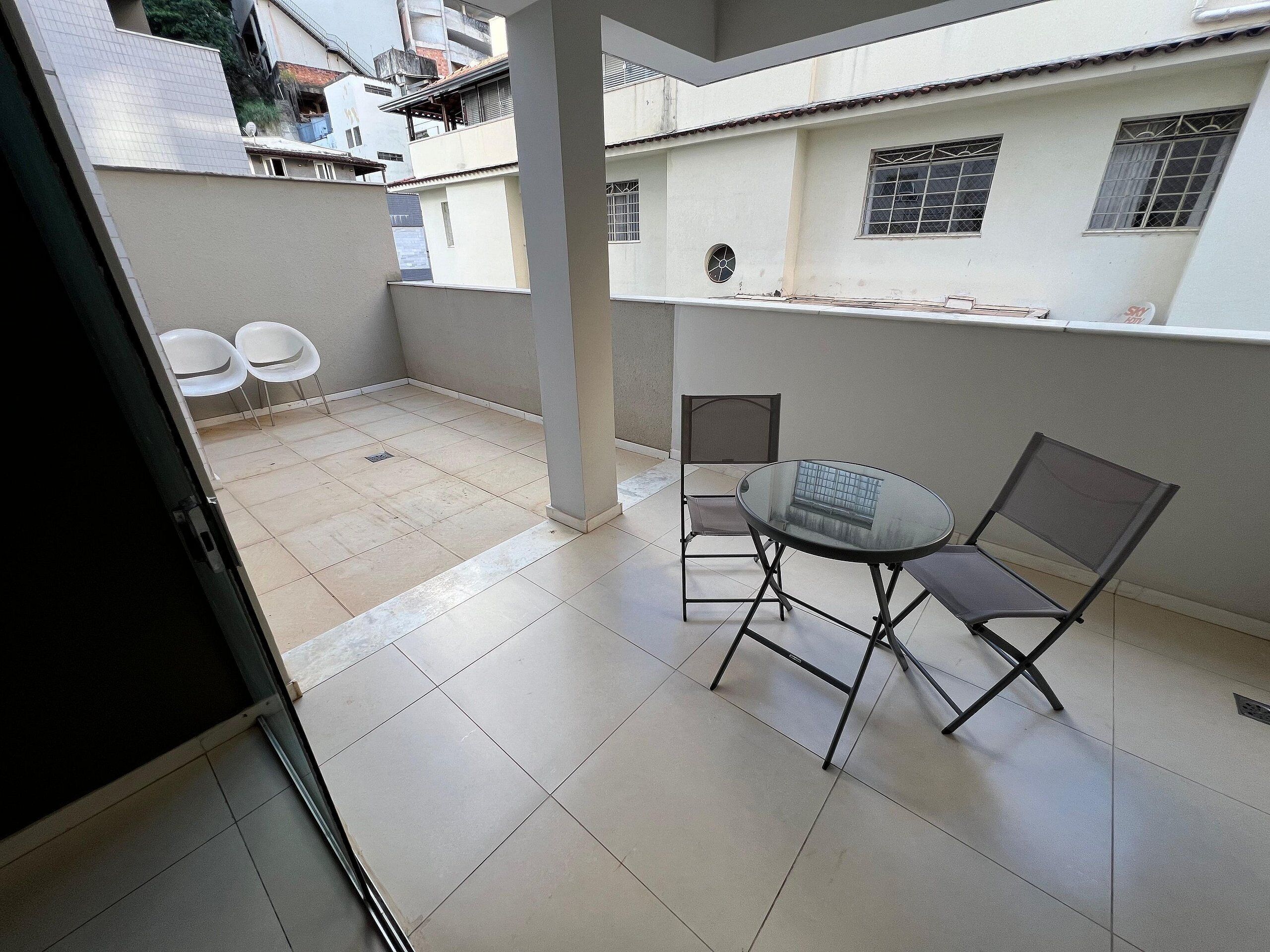 Apartamento | Restaurante al aire libre