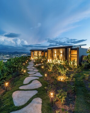Halaman properti