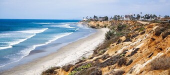 Pet Friendly | 15 Min to Carlsbad Beach | Downtown