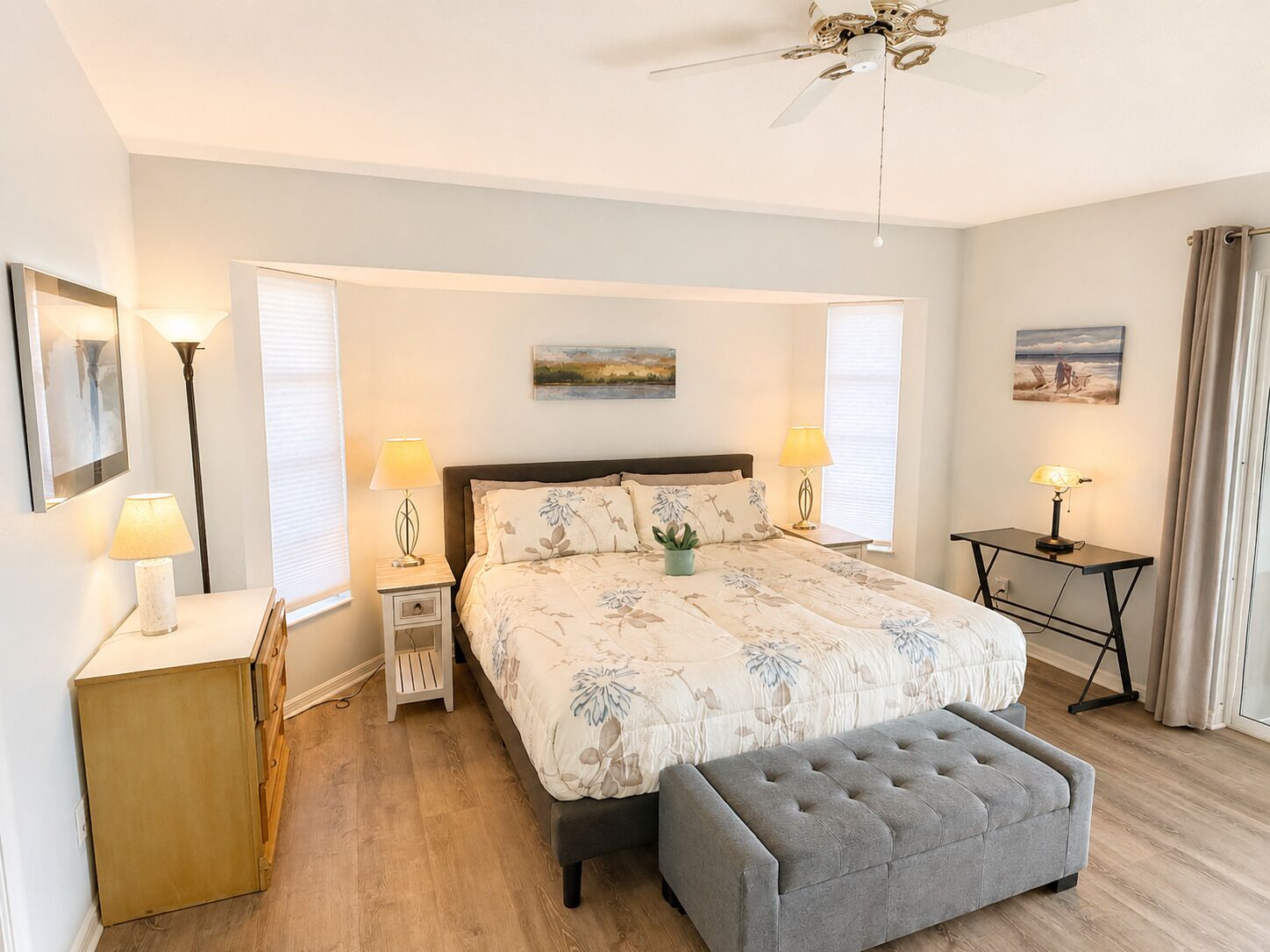3 bedrooms, iron/ironing board, WiFi, bed sheets