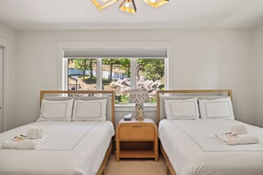 10 bedrooms, travel crib, free WiFi, bed sheets