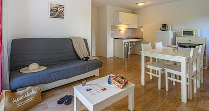 6-guest Spacious Apartment in Vannes