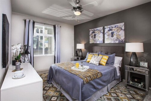 Stylish Verdant 2BR with Fitness Center
