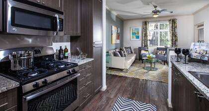Stylish Verdant 2BR with Fitness Center