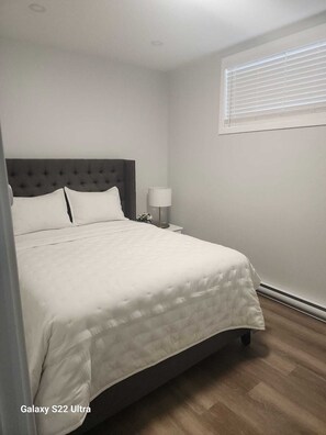 Room - Go-HabitAt: Home away from Home (Saskatoon)