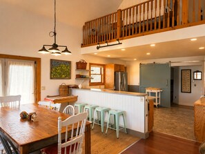 Dining - Northern Michigan Retreat (Charlevoix)