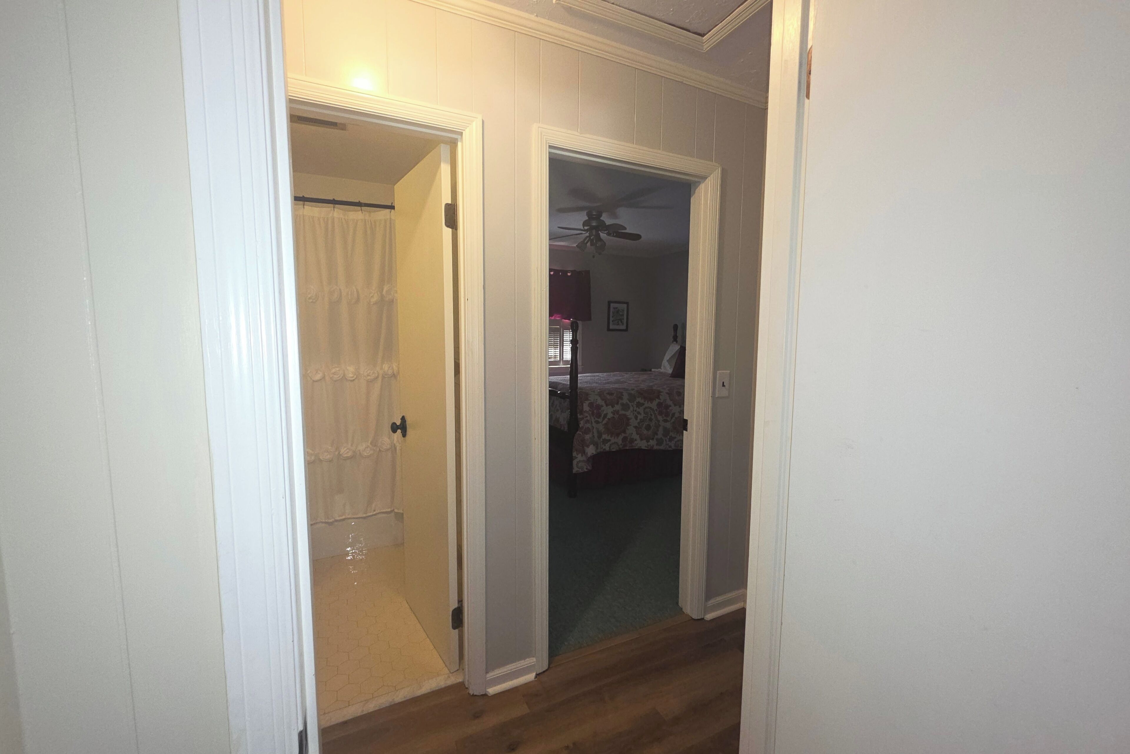 3 bedrooms, WiFi, bed sheets, wheelchair access