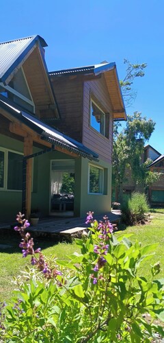 Between Lakes and Mountains • Your Place in Bariloche
