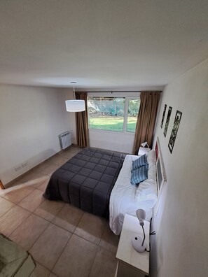 Free WiFi, bed sheets - Between Lakes and Mountains • Your Place in Bariloche (San Carlos de Bariloche)