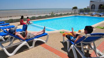Apartment | Pool | Outdoor pool, a heated pool