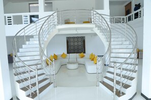 Habitación Deluxe doble, balcón, vistas al jardín | Interior