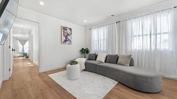 Hus – premium, flere soverom, aircondition, hageområde | Oppholdsområde