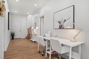 Premium-Haus, Mehrere Schlafzimmer, Klimaanlage, zum Garten hin | Innenbereich