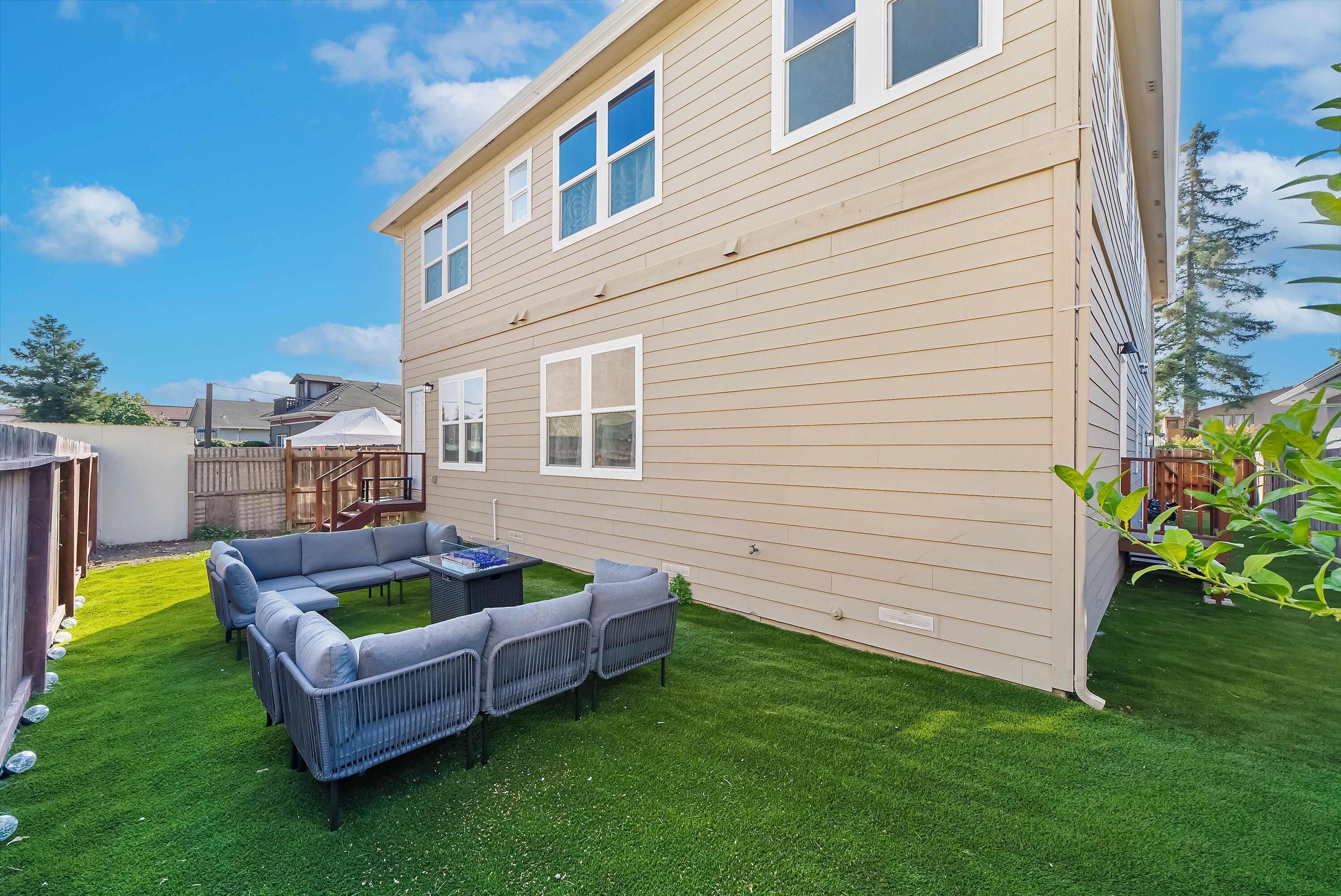 Premium House, Multiple Bedrooms, Air conditioning, Garden Area | Terrace/patio