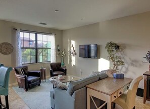 Living area - Wake Up in Paradise — Naples 3BR Condo (Naples)