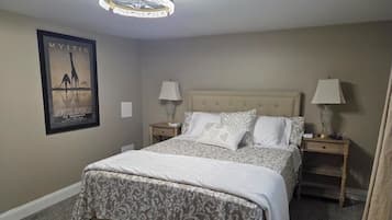 2 chambres, fer et planche à repasser, Wi-Fi gratuit, draps fournis