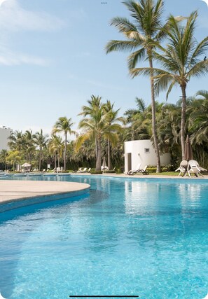 Pool - Vrbo Property (Las Jarretaderas)