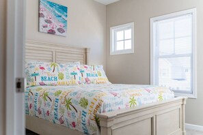 Desk, WiFi - Sandy Shorts|Golf Cart · BeauCoast · 3BR Beaufort (Beaufort)