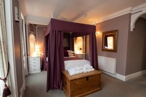 Deluxe Double Room | Free WiFi - The Town House Restaurant with Rooms (Arundel)