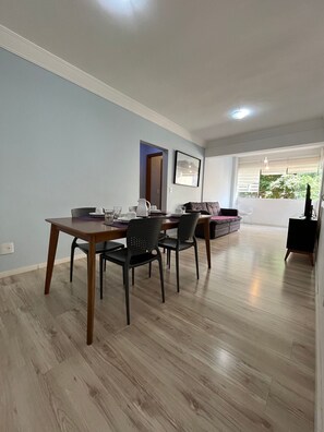 Dining - LK Santo Antônio 11 (Belo Horizonte)